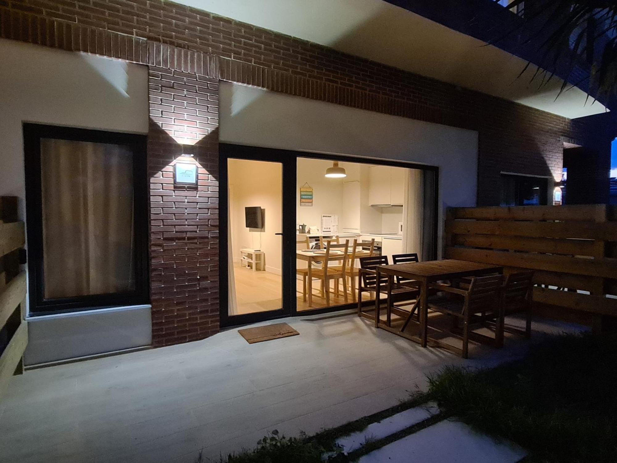Apartamentos Costa Meron San Vicente De La Barquera Esterno foto